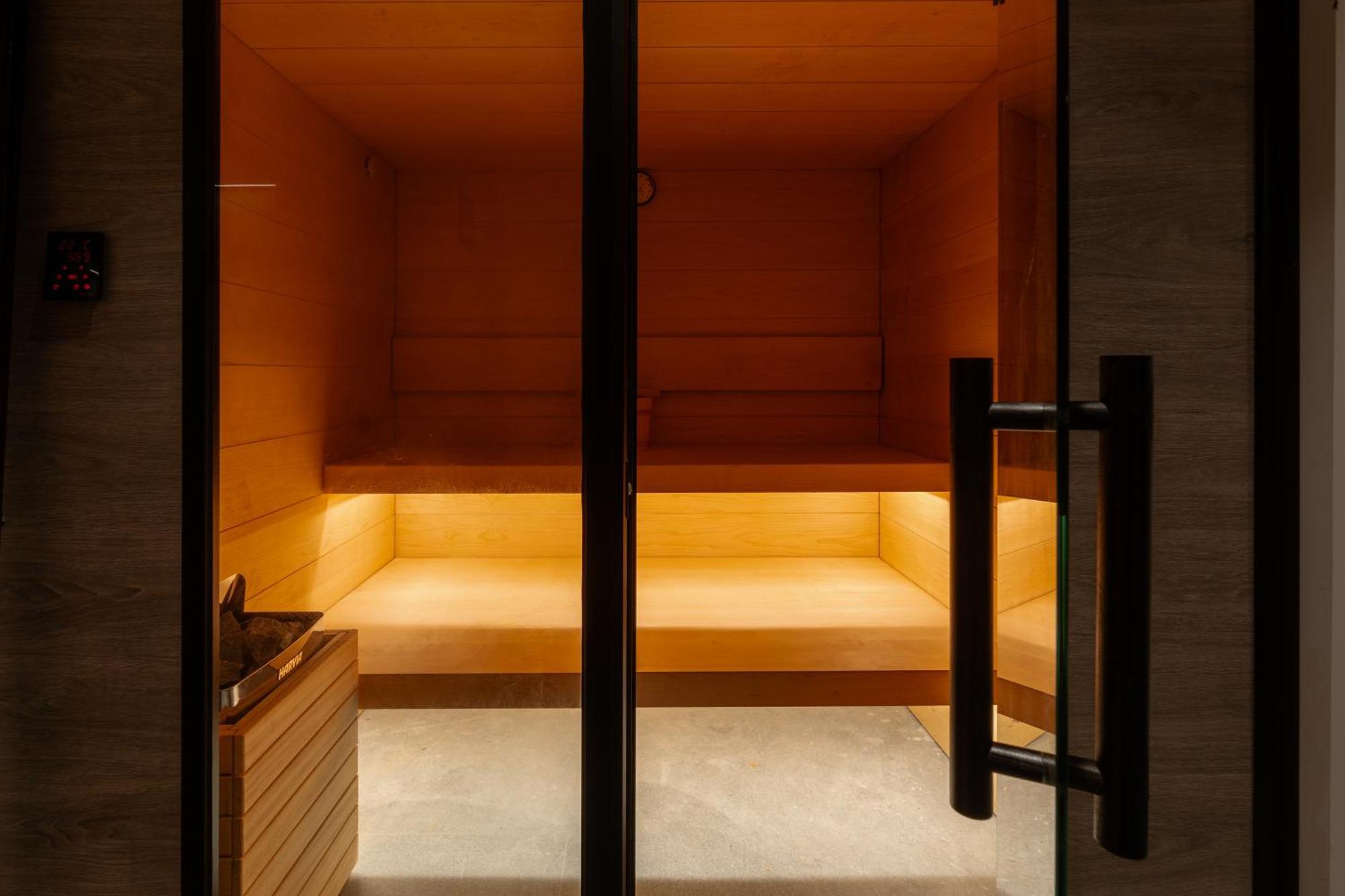 Apartamentos 2H Living เลออน ภายนอก รูปภาพ